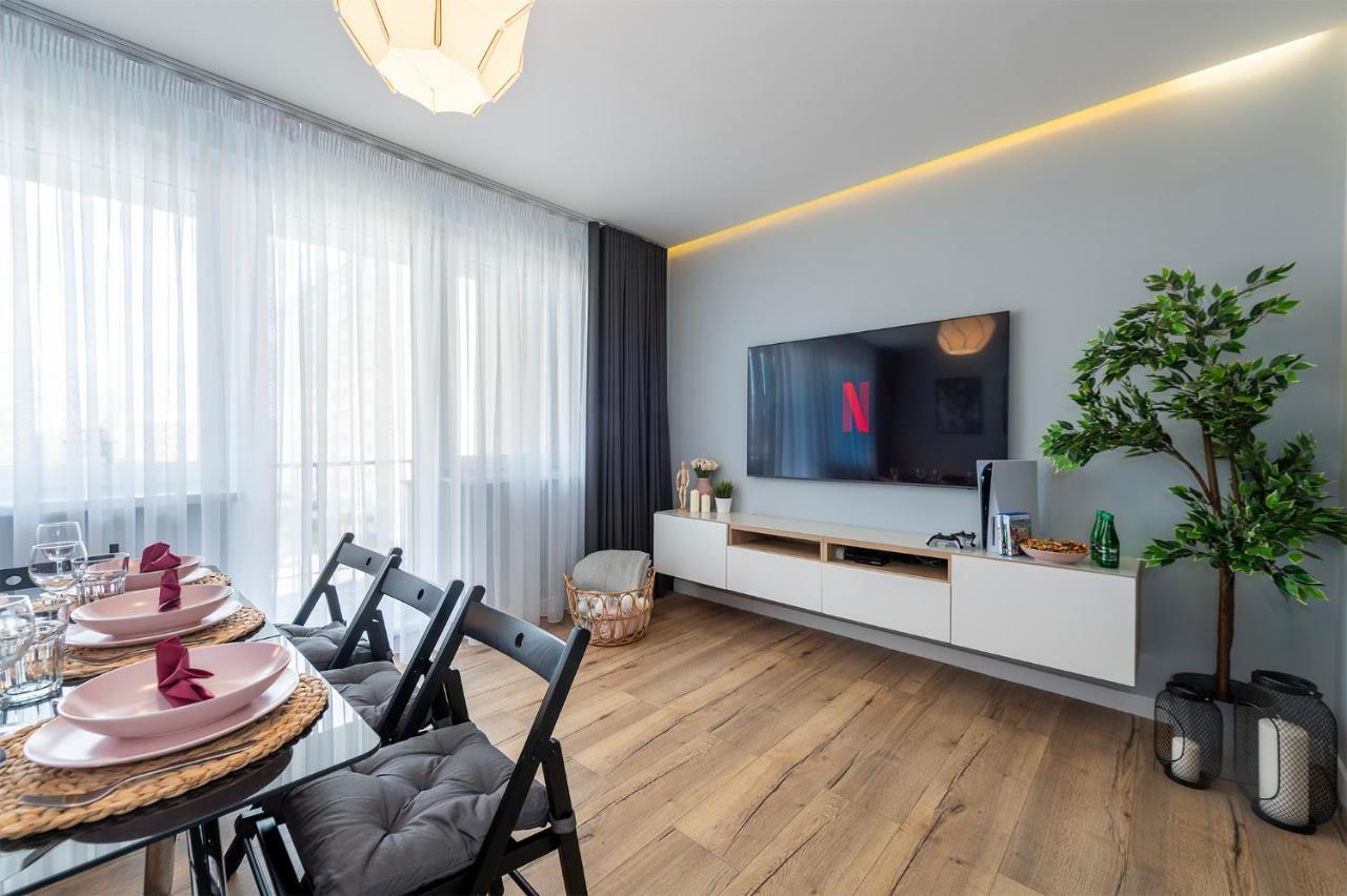 Golden Sands - Winda, 2 Sypialnie Oraz Salon, Lozeczko Turystyczne, Balkon, Play Station 5, Ekspress Do Kawy, Atlas Arena, Zoo, Fala Łódź Eksteriør bilde
